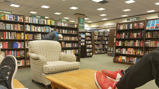 Book Store «Barnes & Noble», reviews and photos, 4325 24th Ave, Fort Gratiot Twp, MI 48059, USA
