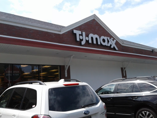Department Store «T.J. Maxx», reviews and photos, 425 Tunxis Hill Cut Off, Fairfield, CT 06825, USA