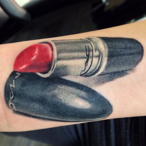 Tattoo Shop «Dark Horse Tattoo Company», reviews and photos, 1111 N Gilbert Rd #108, Gilbert, AZ 85234, USA