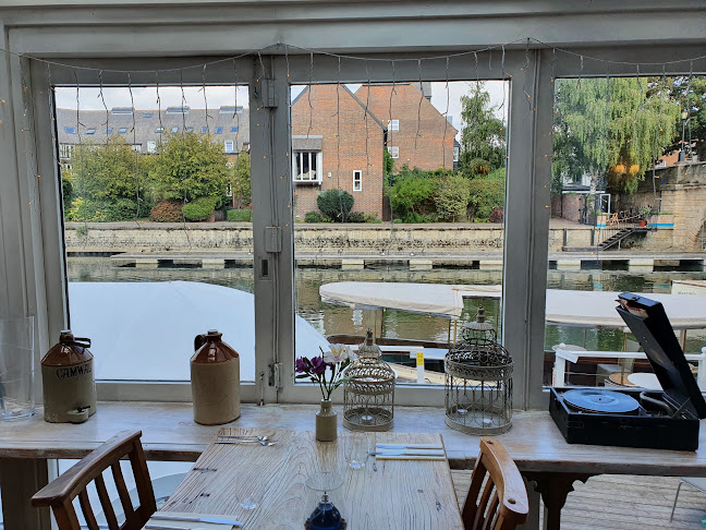 Reviews of The Folly Restaurant in Oxford - Restaurant
