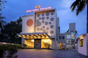 Hotel New York Square image