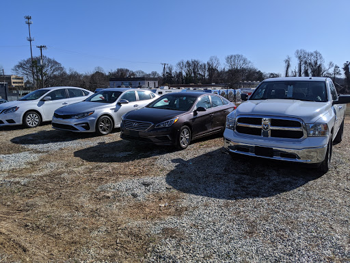 Used Car Dealer «Monarch Auto Sales», reviews and photos, 4519 W Market St #100, Greensboro, NC 27407, USA