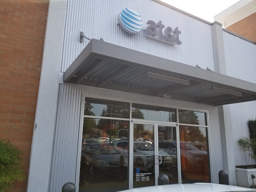 Cell Phone Store «AT&T Authorized Retailer», reviews and photos, 15577 NE 24th St, Bellevue, WA 98007, USA