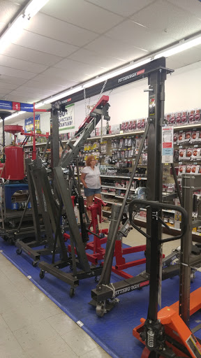 Hardware Store «Harbor Freight Tools», reviews and photos, 3333 W Henrietta Rd #400, Rochester, NY 14623, USA