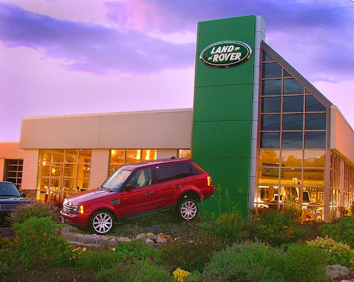Land Rover Dealer «Land Rover Glen Cove», reviews and photos, 70 Cedar Swamp Rd, Glen Cove, NY 11542, USA