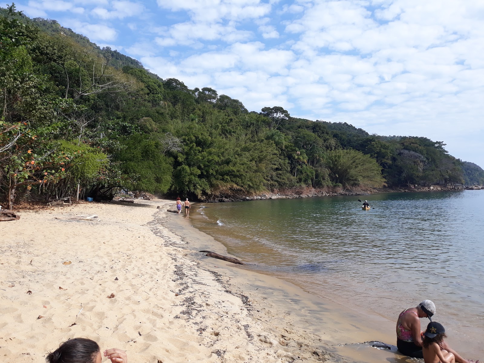 Photo de Praia de Araca situé dans une zone naturelle