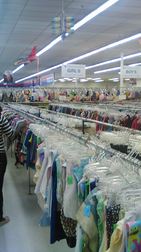 Thrift Store «Volunteers of America Thrift Store-North Columbus- Indianola», reviews and photos