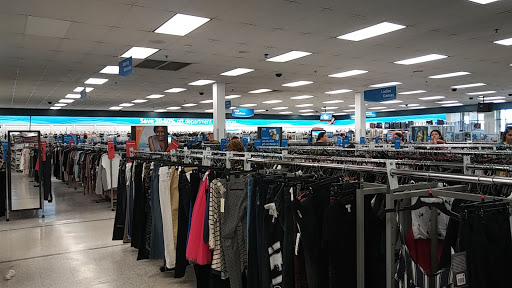 Clothing Store «Ross Dress for Less», reviews and photos, 17084 Slover Ave, Fontana, CA 92337, USA