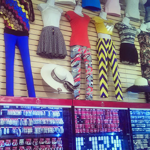 Beauty Supply Store «J & J Beauty Supply», reviews and photos, 2468 M.L.K. Jr Dr SW, Atlanta, GA 30311, USA