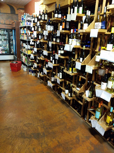 Gastropub «Tuscan Market & Wine Shop», reviews and photos, 141 W Wing St, Arlington Heights, IL 60005, USA
