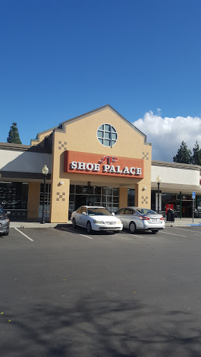 Shoe Store «Shoe Palace», reviews and photos, 8155 Camino Arroyo #13, Gilroy, CA 95020, USA