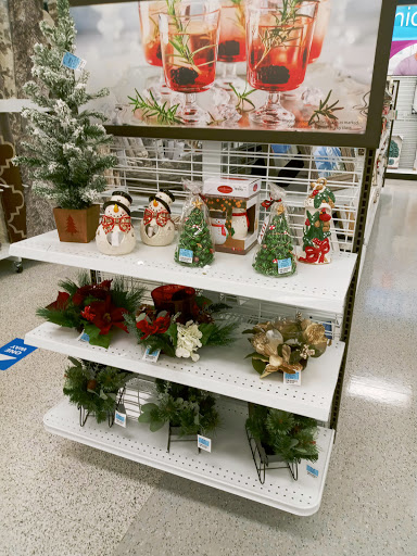 Clothing Store «Ross Dress for Less», reviews and photos, 1217 W State Hwy 114, Grapevine, TX 76051, USA