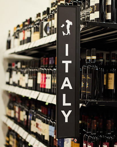 Liquor Store «Cambridge Wines», reviews and photos, 10 Lafayette Ave, Morristown, NJ 07960, USA