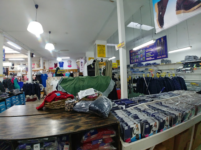 Opiniones de Multitiendas Bisonte en San Fernando - Tienda de ropa