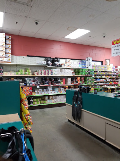 Clothing Store «Discount Madness», reviews and photos, 44 Bridge St, Pelham, NH 03076, USA