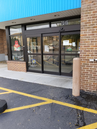 Asian Grocery Store «Unimart One Stop Shopping», reviews and photos, 7315 W Dempster St, Niles, IL 60714, USA