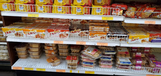 Indian Grocery Store «Trinethra Indian Supermarket», reviews and photos, 10255 S De Anza Blvd, Cupertino, CA 95014, USA