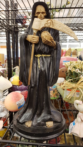 Thrift Store «McClintock & Southern Goodwill Retail Store & Donation Center», reviews and photos, 1546 E Southern Ave, Tempe, AZ 85282, USA