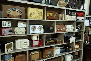 Vintage Radio & Communications Museum of CT image