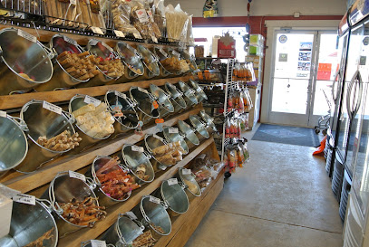 Poudre Pet & Feed Supply