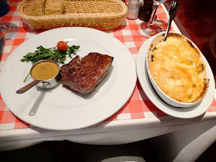 Photo n°28 de Restaurant La Tour à Versailles ()