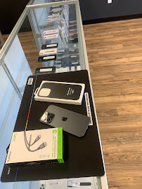 WizeTech - Cellphone Repair - Photo 8 - Car repair in Lynn Haven, FL, Panama City