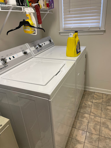 Appliance Store «Discounted Appliance Warehouse - Pickens», reviews and photos, 135 Farrs Bridge Rd, Pickens, SC 29671, USA