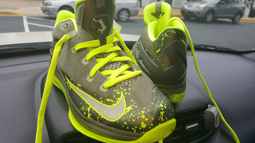 Clothing Store «Ross Dress for Less», reviews and photos, 13855 Outlet Dr, Silver Spring, MD 20904, USA