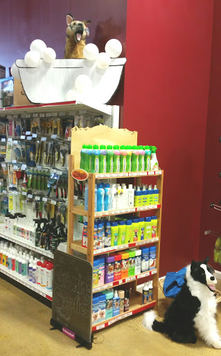 One of the Family Pet Supply LLC, 288 Lincoln Blvd, Middlesex, NJ 08846, USA, 