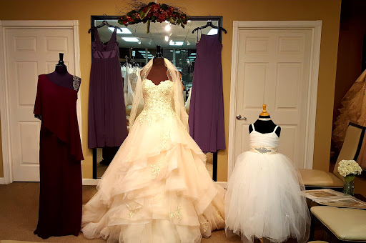 Bridal Shop «Sue Ames Bridal Outlet», reviews and photos, 202 N 10th St, Allentown, PA 18102, USA