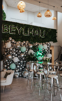 A Dawning Xperience - Photo 8 - Car repair in , Boston