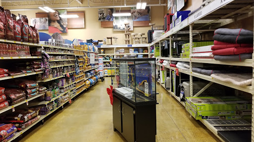 Pet Supply Store «PetSmart», reviews and photos, 700 N Milwaukee Ave, Vernon Hills, IL 60061, USA