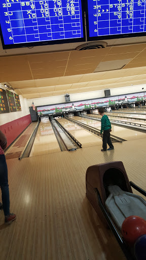 Bowling Alley «Hobart Lanes», reviews and photos, 99 S Hobart Rd, Hobart, IN 46342, USA