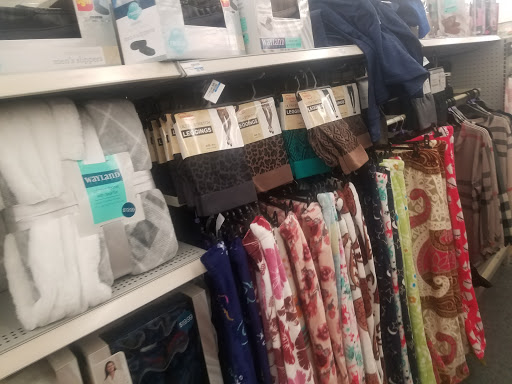 Drug Store «CVS», reviews and photos, 23391 Farmington Rd, Farmington, MI 48336, USA