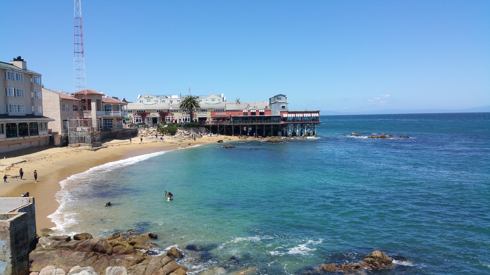 Photo de McAbee Beach avec petite baie