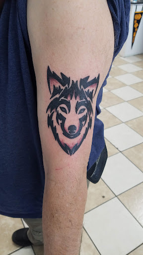 Tattoo Shop «Bloodline Tattoo Studio», reviews and photos, 1011 Westgate Dr, Bossier City, LA 71112, USA