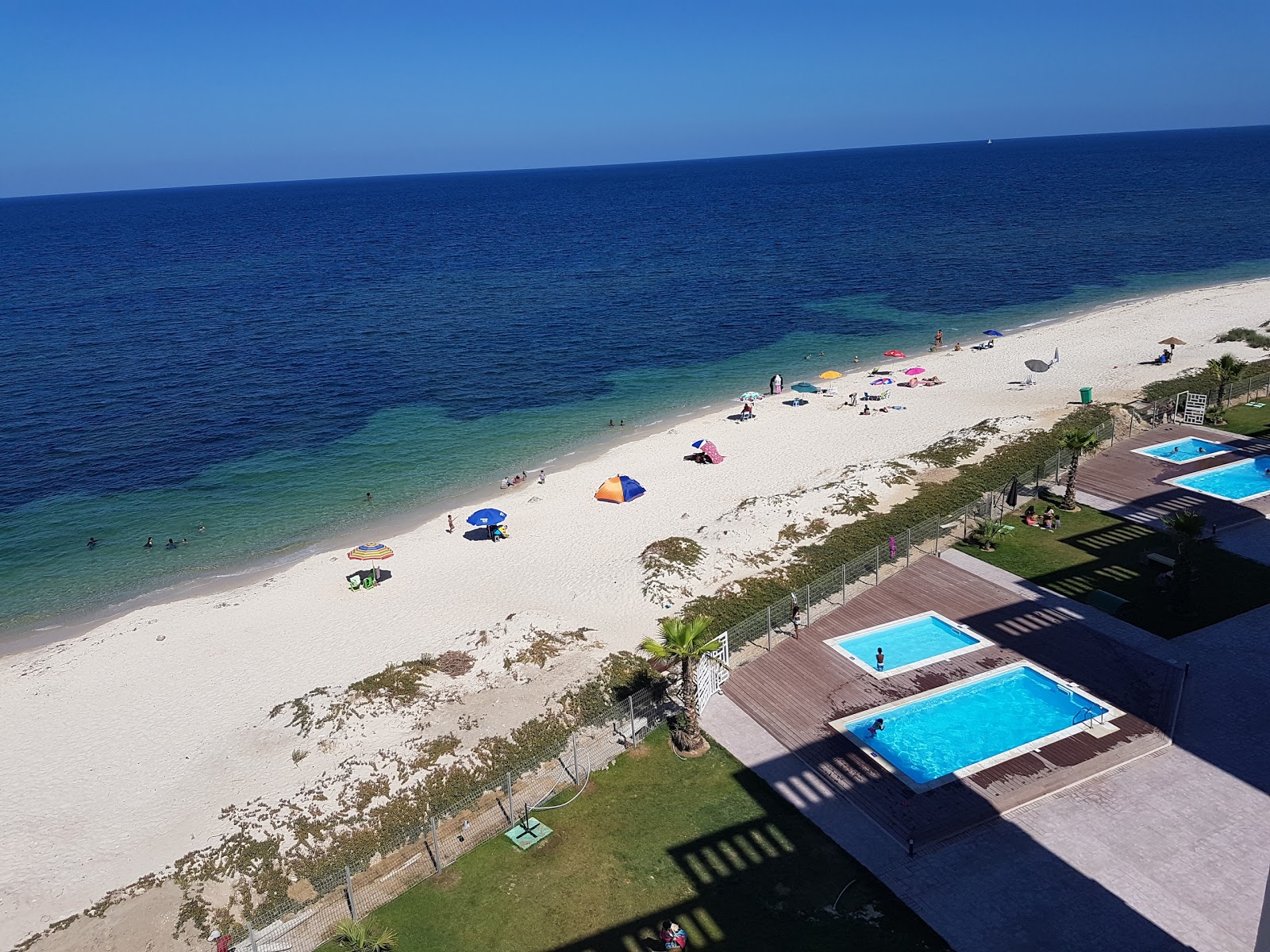 Foto van Plage Mariem met turquoise puur water oppervlakte