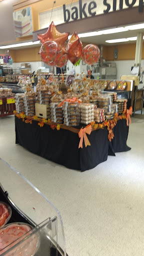 Grocery Store «Jewel-Osco», reviews and photos, 7122 W 40th St, Berwyn, IL 60402, USA