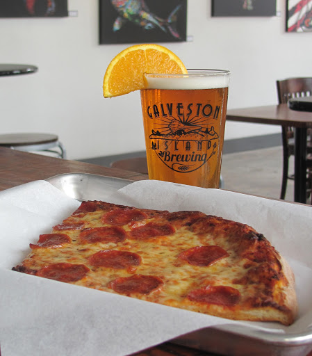 Bar «The Proletariat Gallery & Public House», reviews and photos, 2221 Market St #100, Galveston, TX 77550, USA