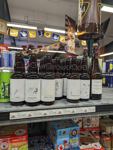 Liquor Store «Beverage Warehouse», reviews and photos, 1 East St, Winooski, VT 05404, USA