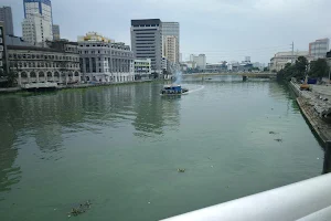 Pasig River image