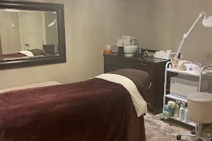 Pampered Mom Spa image