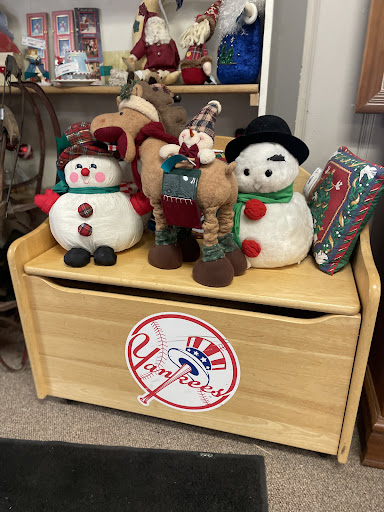 Consignment Shop «Refabulous Furnishings», reviews and photos, 2231 Vestal Pkwy W, Vestal, NY 13850, USA