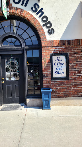 Olive Oil Bottling Company «The Olive Oil Shops», reviews and photos, 221 Broad St, Lake Geneva, WI 53147, USA