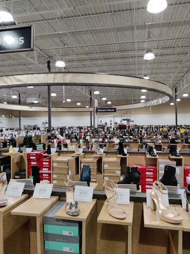 Shoe Store «DSW Designer Shoe Warehouse», reviews and photos, 3333 Preston Rd, Frisco, TX 75034, USA