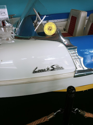 Tourist Attraction «Volo Auto Museum», reviews and photos, 27582 Volo Village Rd, Volo, IL 60073, USA