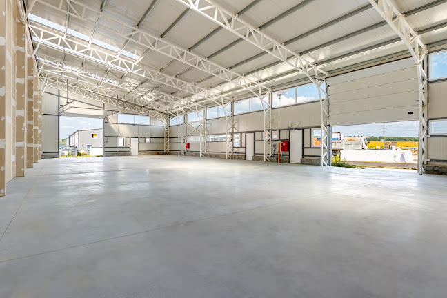 IndustriaHáz - műhely, raktár, telephely - Ingatlaniroda