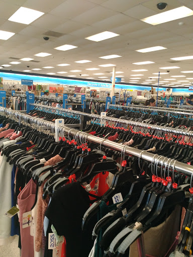 Clothing Store «Ross Dress for Less», reviews and photos, 22549 Tomball Pkwy, Houston, TX 77070, USA