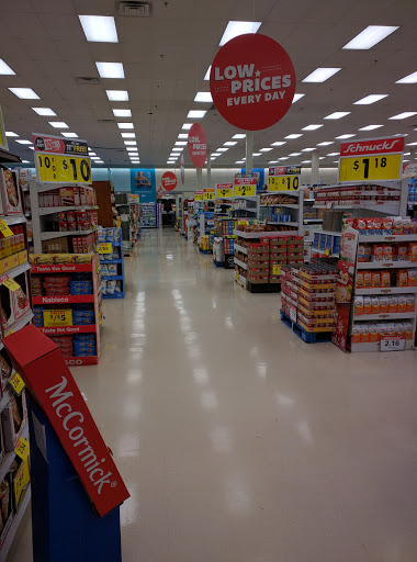 Grocery Store «Schnucks», reviews and photos, 975 S Annie Glidden Rd, DeKalb, IL 60115, USA