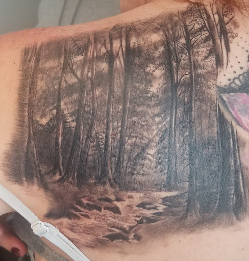 Tattoo Shop «Hired Guns Tattoo Studio», reviews and photos, 6402 Bass Lake Rd, Minneapolis, MN 55428, USA